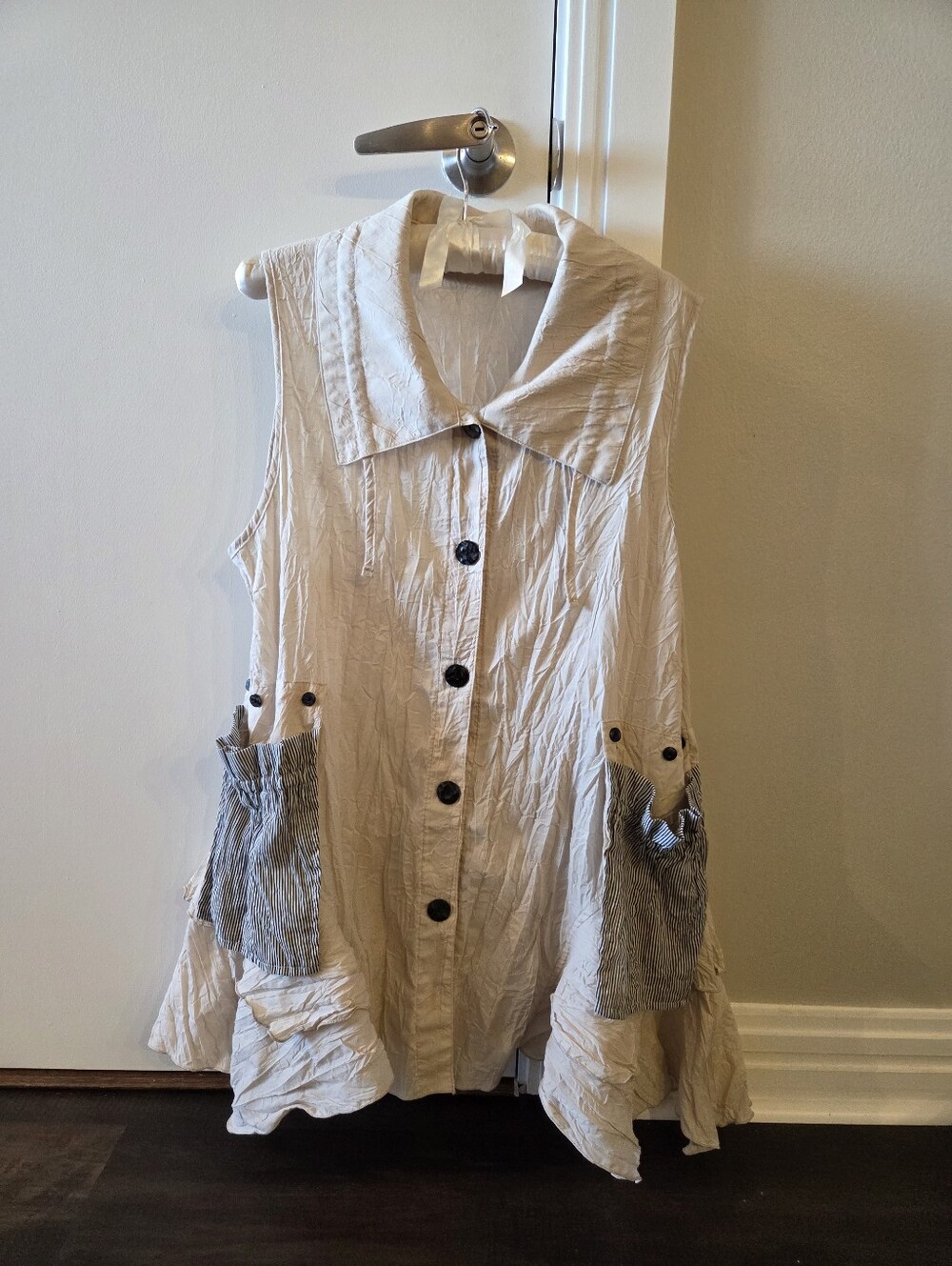 Beige Whimsical Summer Dress with Pockets